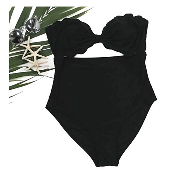 Cupshe Other - Cupshe Black Irregular Hem One Piece bathing suit